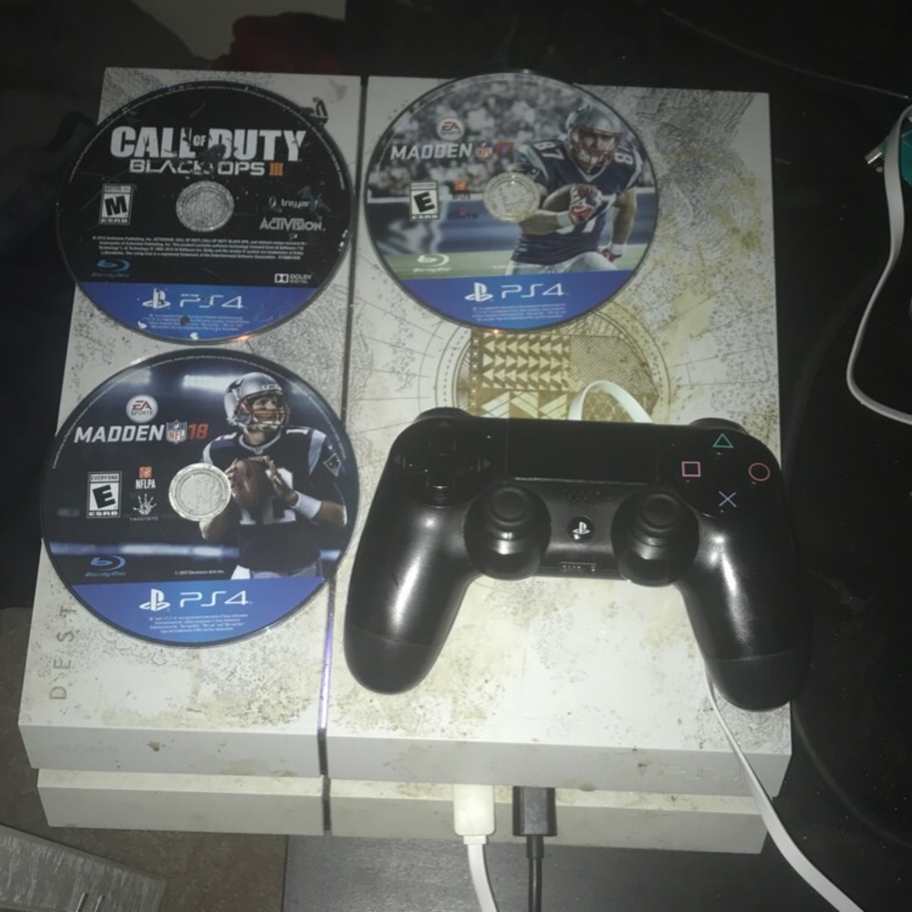 Playstation 4 *Destiny limited edition *